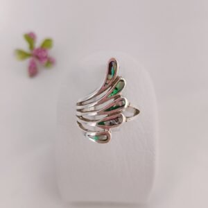 Anillo con concha de Ávalon