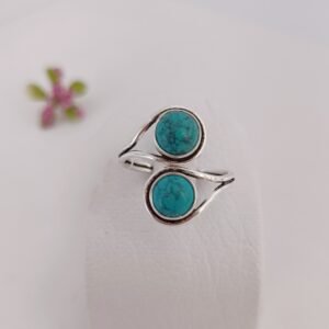 Anillo con piedra turquesa