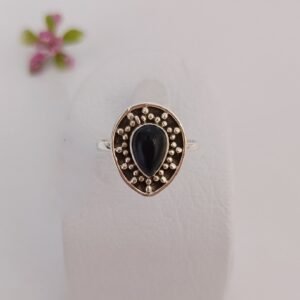 Anillo con piedra onix