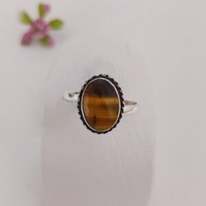 Anillo con piedra ojo de tigre