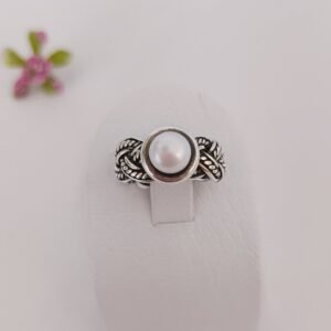 Anillo con perla de río