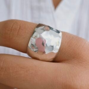 Anillo plata martillada