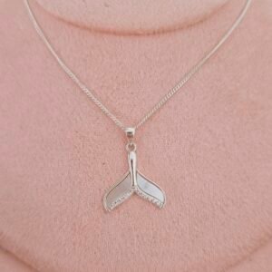 Cadena con dije cola de sirena