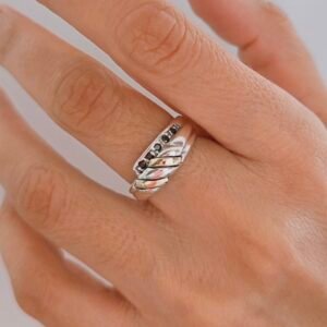 Anillo de plata, lámina deoro y circonias