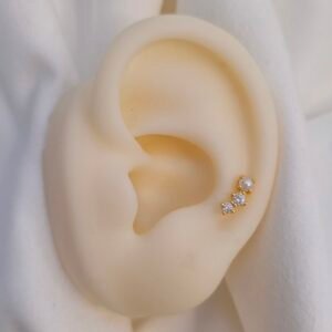 aretes dorados con perla (unidad)