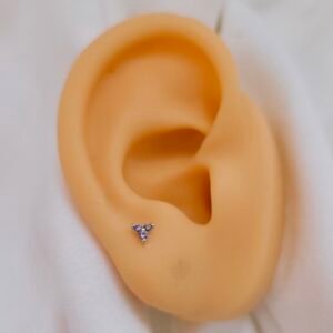 aretes de trebol lilas