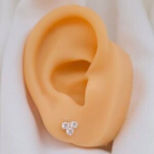 Aretes de uva blanca