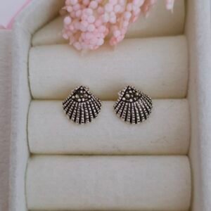 Aretes de almejas