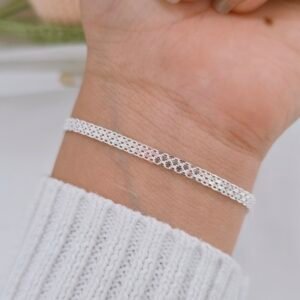 Pulsera tejida