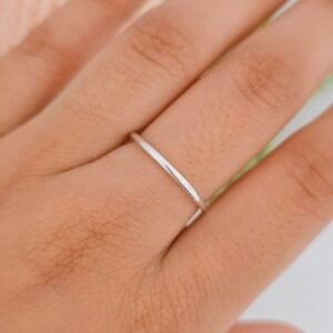 Anillo media caña