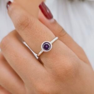 Anillo morado